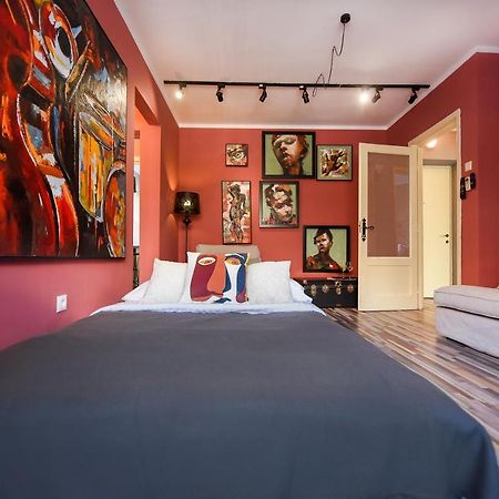Captivating Old Town Apartment Bucareste Exterior foto